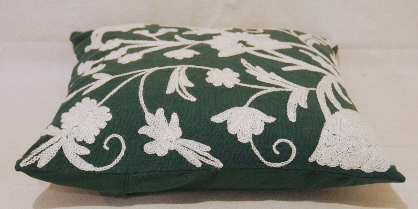 Crewel Embroidery Throw Pillowcase, Cushion Cover "Tree of Life", White on Green #CW451