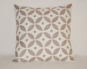 Crewel Embroidery Throw Pillow Cushion Cover, Beige and White #CW-1105