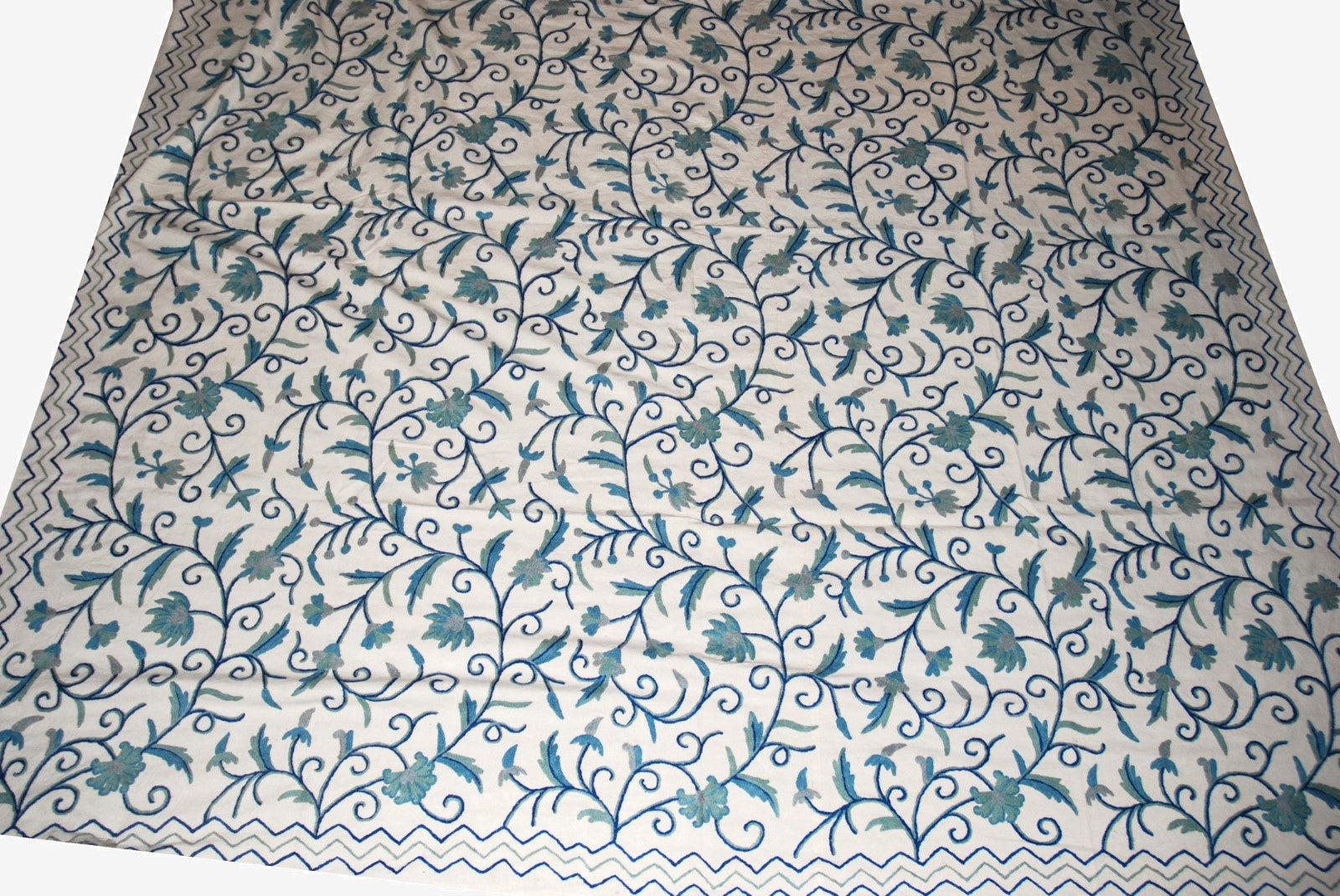Cotton Crewel Embroidered Bedspread Jacobean, Blue on White #TML1011