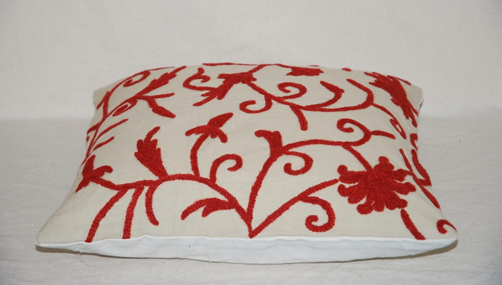 Crewel Wool on Cotton Throw Pillow Sofa, Chair Cushion Cover "Jacobean" Red on Beige #CW342