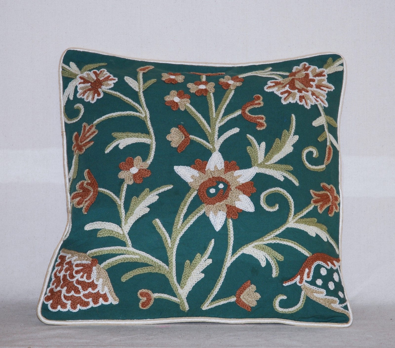 Crewel Embroidery Throw Pillowcase, Cushion Cover Multicolor on Green #CW436