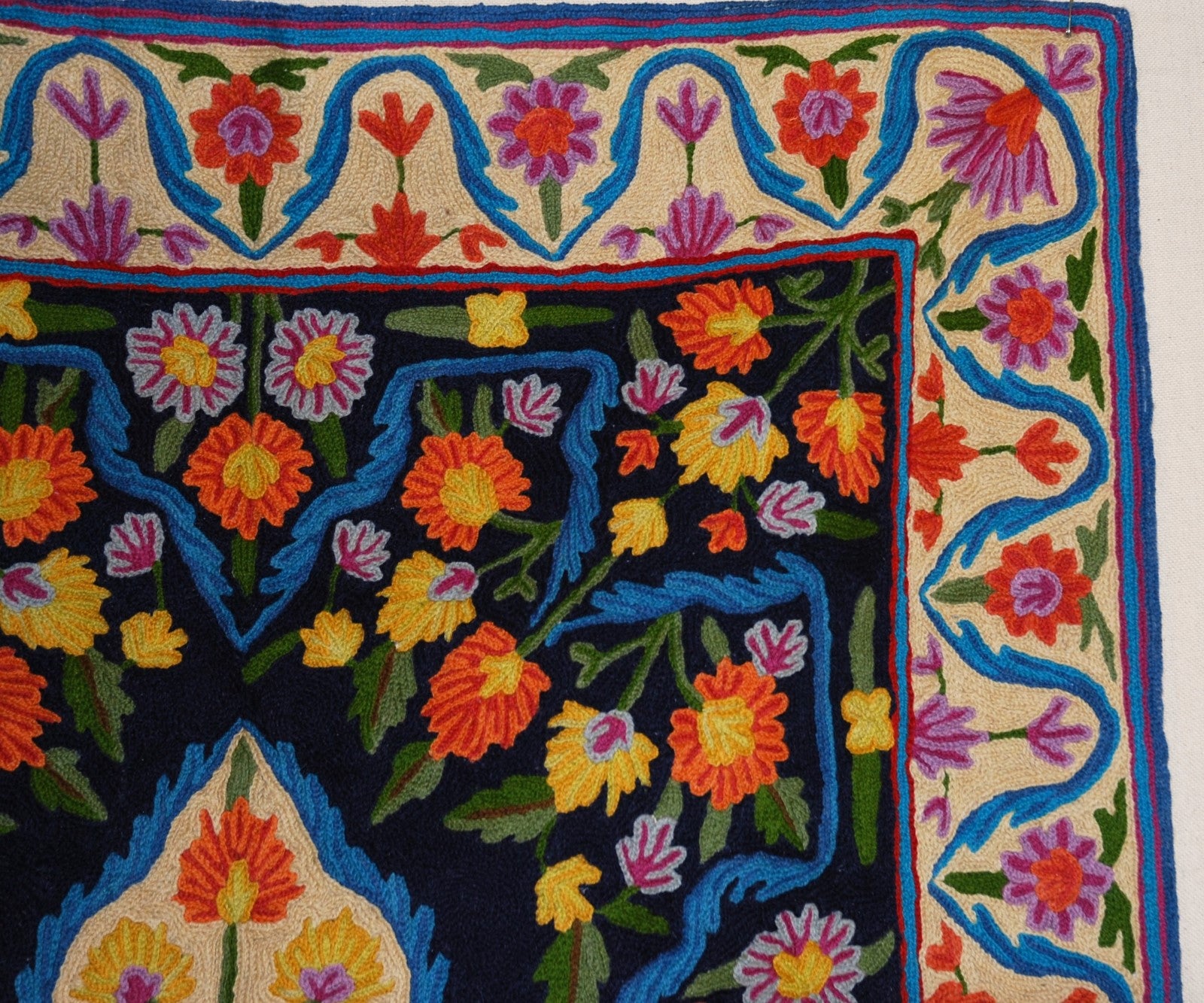 Hand Embroidered Area Rug, Tapestry Wool Rug, Multicolor 3x5 feet #CWR15133